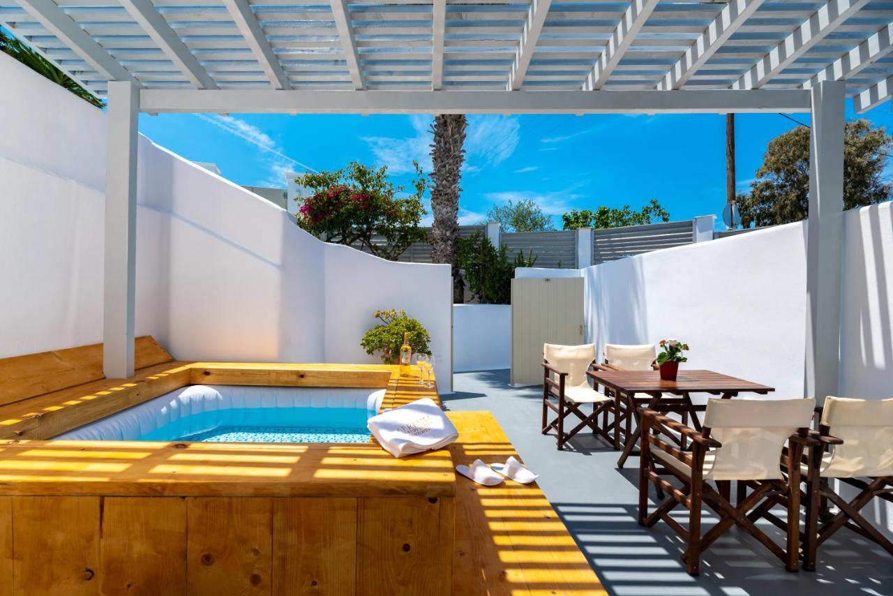 Aerenia Luxury Suites Karterados  Luaran gambar