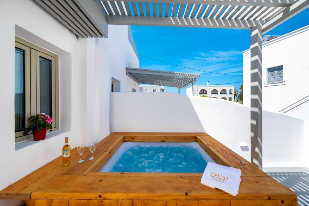 Aerenia Luxury Suites Karterados  Luaran gambar