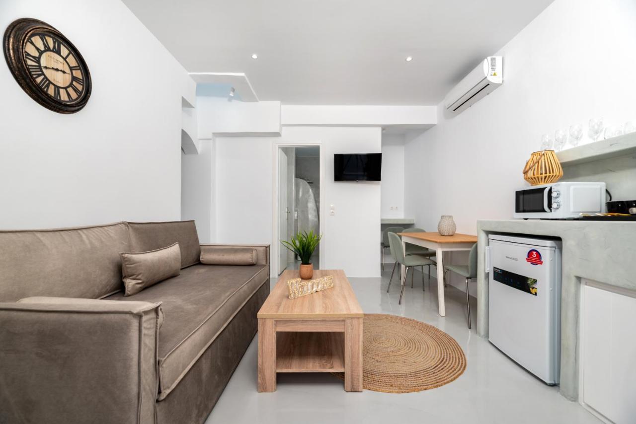 Aerenia Luxury Suites Karterados  Luaran gambar