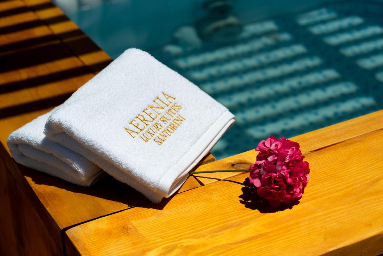 Aerenia Luxury Suites Karterados  Luaran gambar